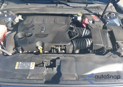 2018 Lincoln Continental Reserve z USA, uszkodzony, nr VIN 1LN6L9RP2J5616661